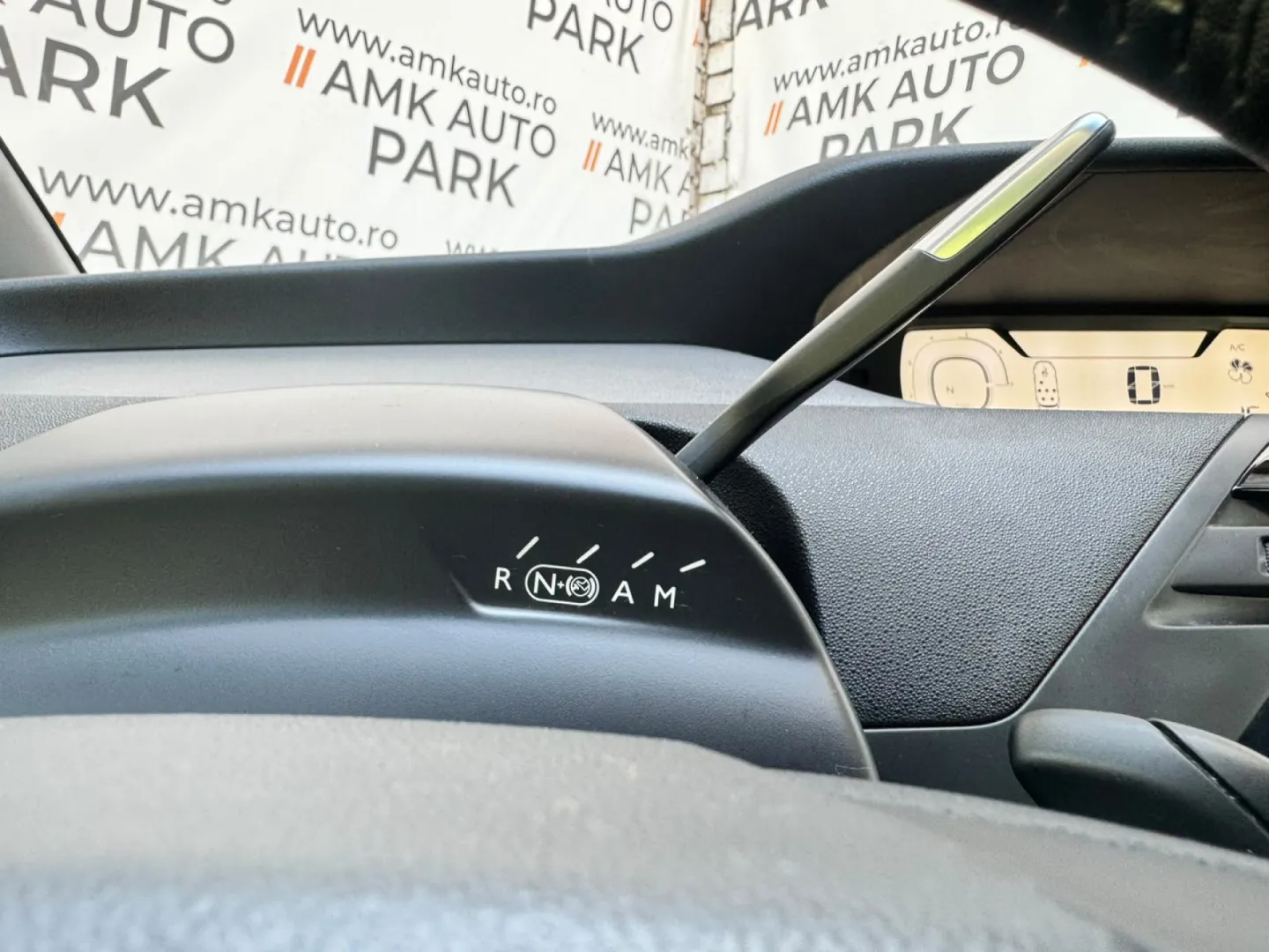 Cumpara/ Vinde online Citroen C4 2014 SH, la cel mai bun pret pentru tine!