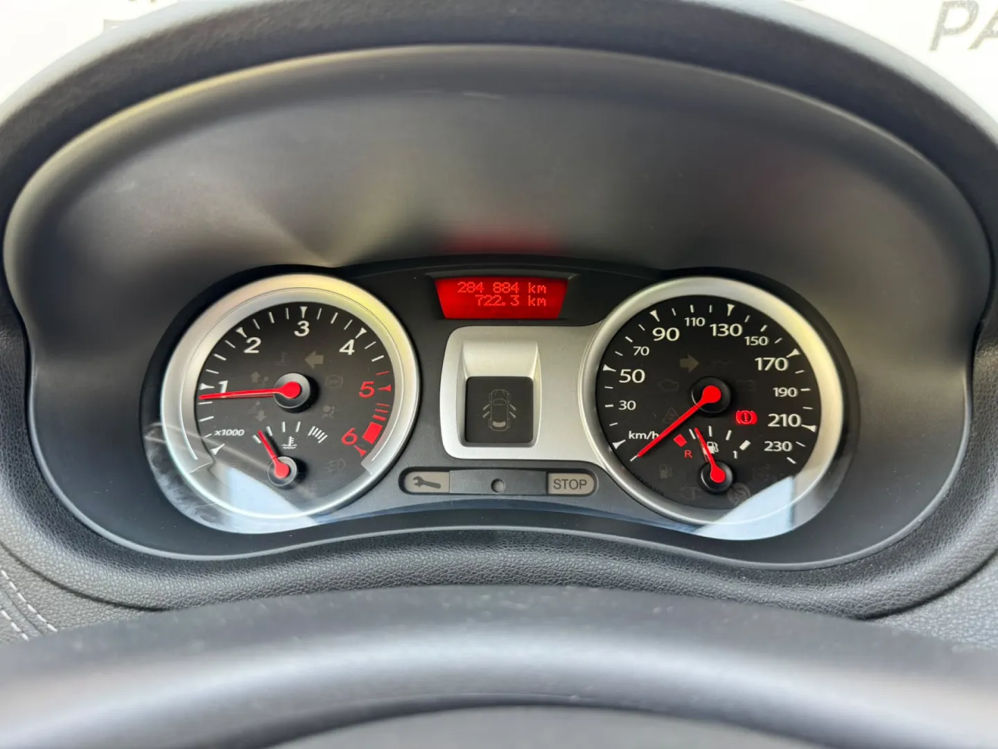 Cumpara/ Vinde online Renault  Clio 2012 SH, la cel mai bun pret pentru tine!