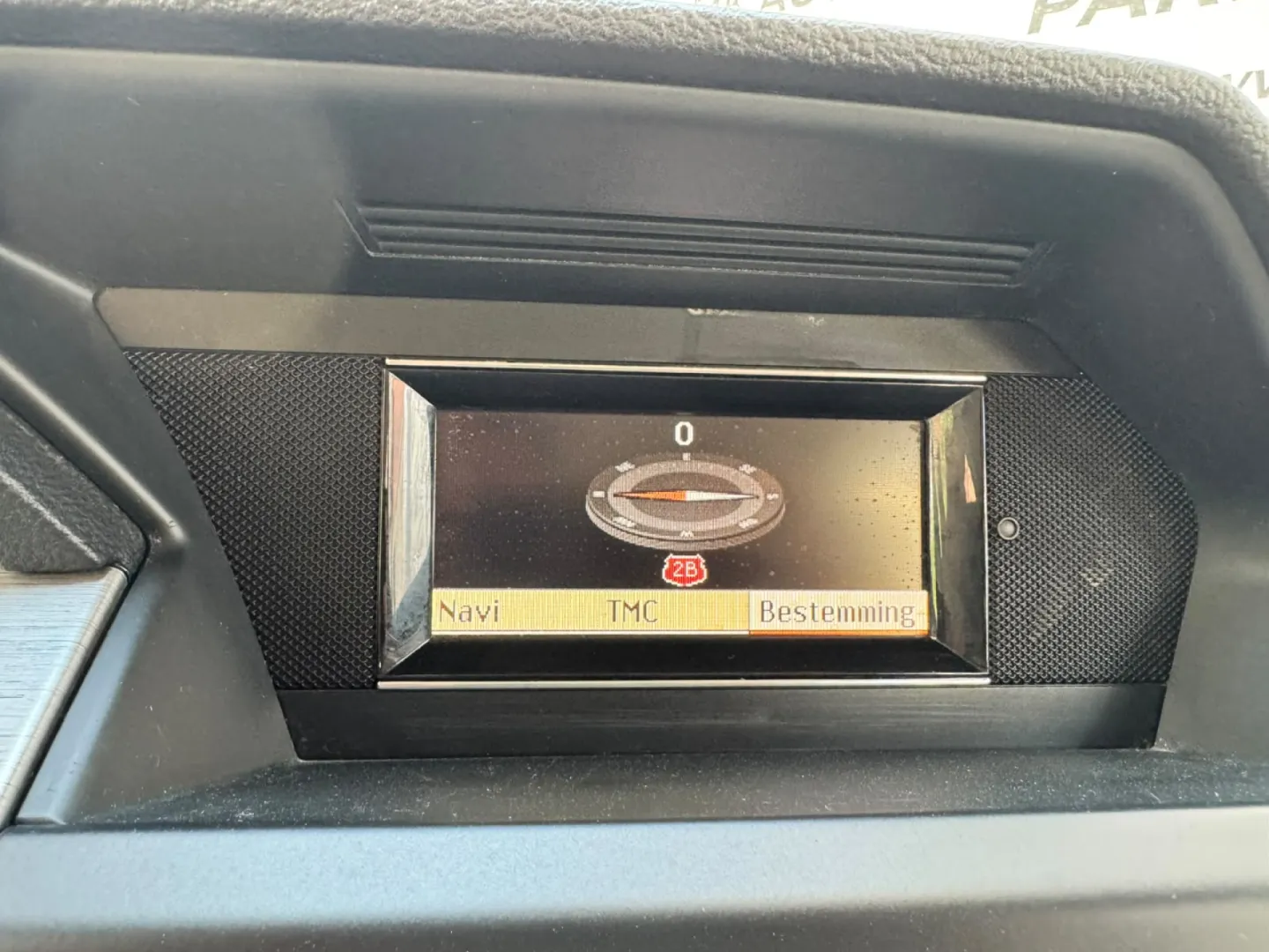 Cumpara/ Vinde online Mercedes-Benz GLK-Class 2011 SH, la cel mai bun pret pentru tine!