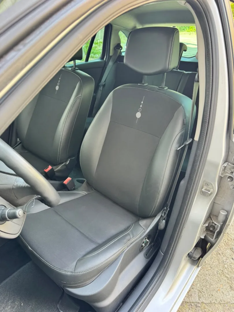 Cumpara/ Vinde online Renault  Clio 2012 SH, la cel mai bun pret pentru tine!