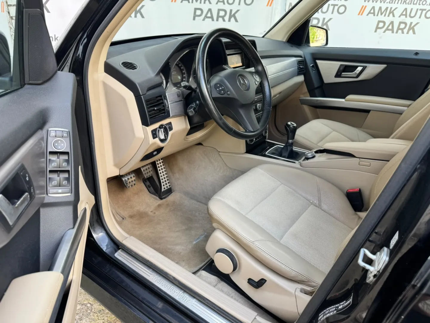 Cumpara/ Vinde online Mercedes-Benz GLK-Class 2011 SH, la cel mai bun pret pentru tine!