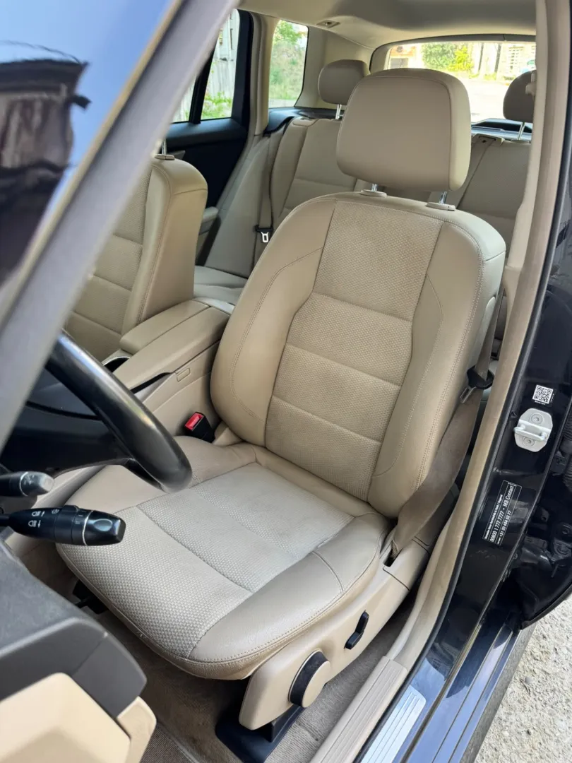 Cumpara/ Vinde online Mercedes-Benz GLK-Class 2011 SH, la cel mai bun pret pentru tine!