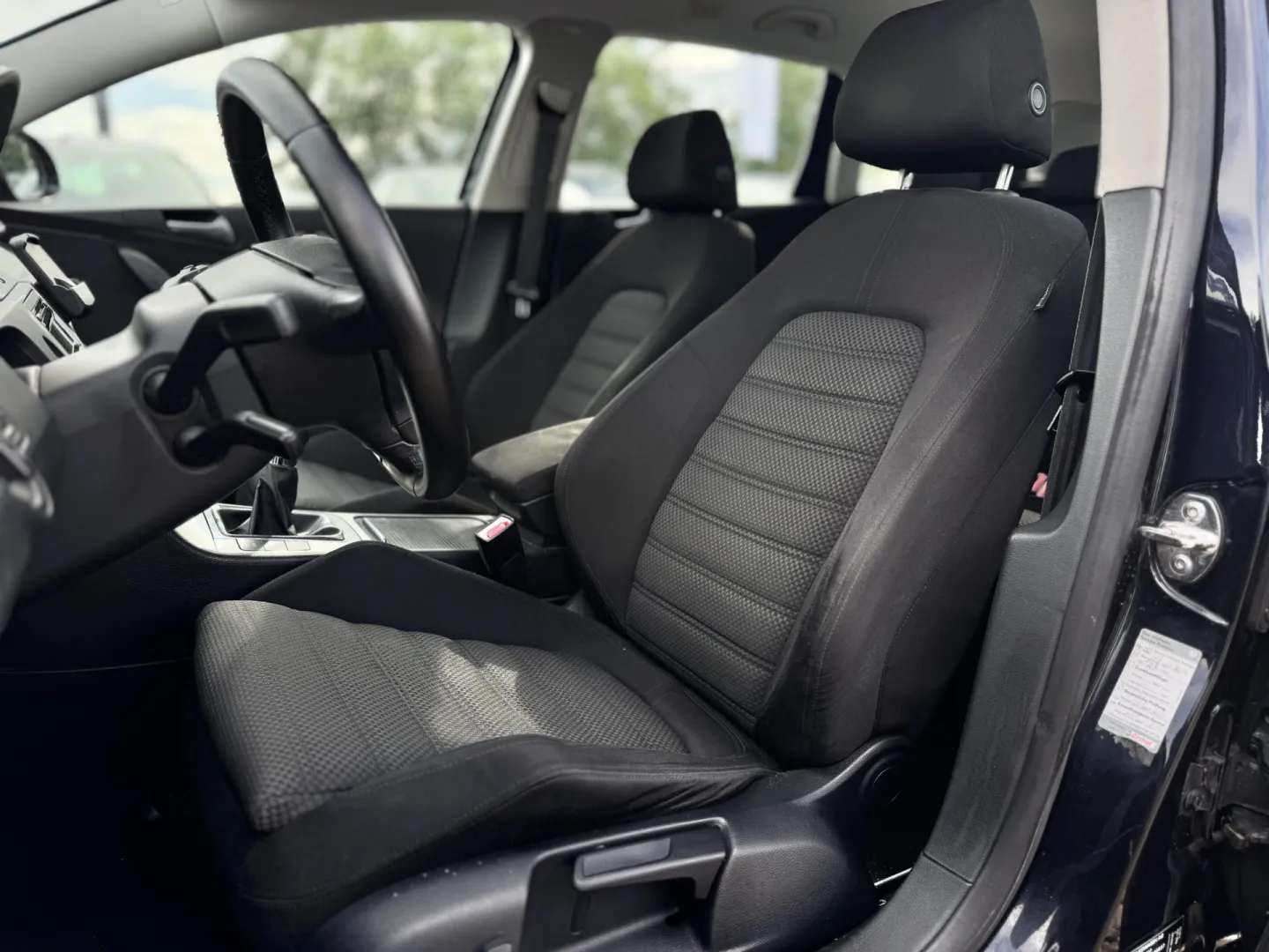 Cumpara/ Vinde online Volkswagen Passat 2009 SH, la cel mai bun pret pentru tine!
