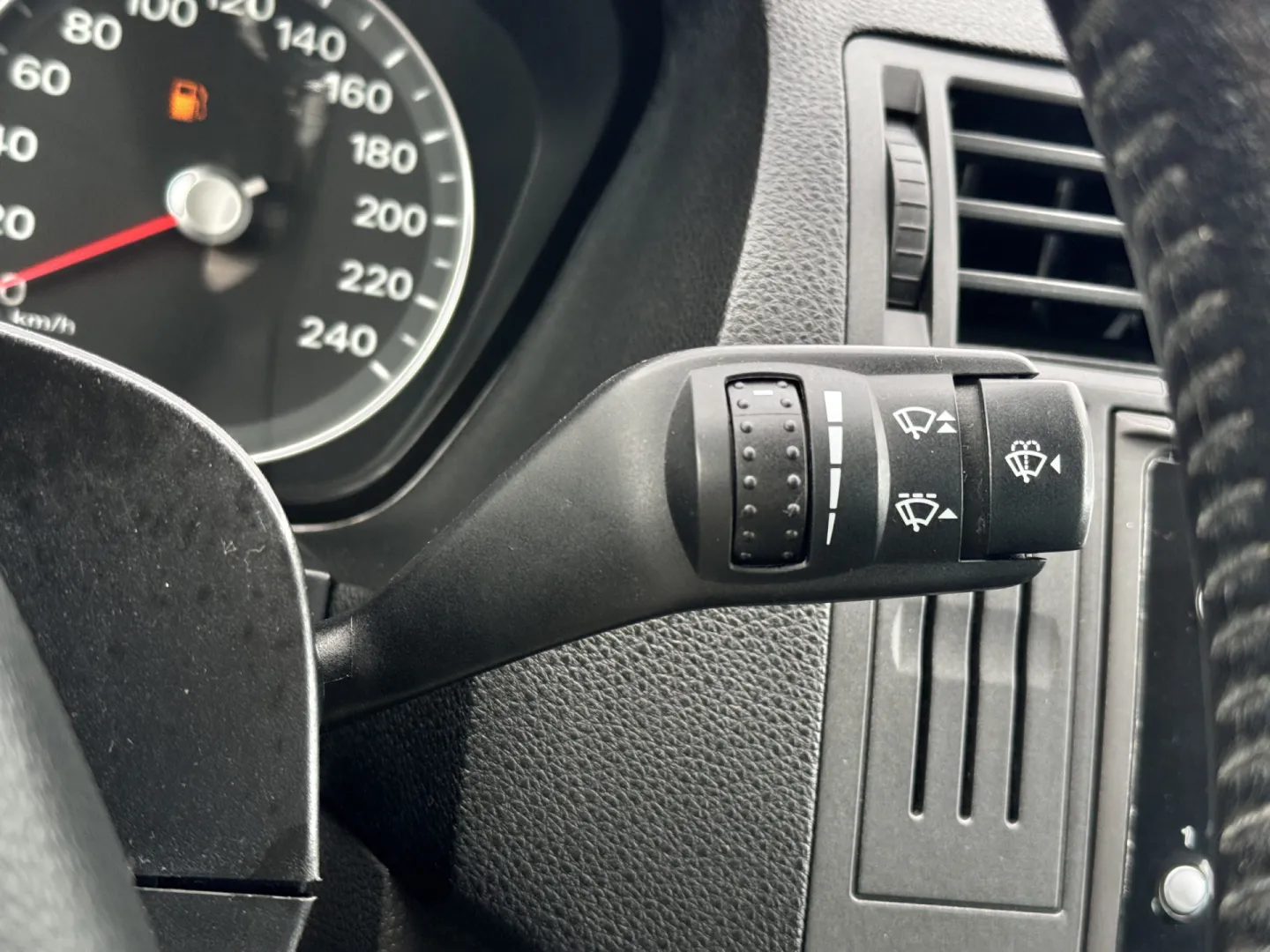Cumpara/ Vinde online Ford C-Max 2005 SH, la cel mai bun pret pentru tine!