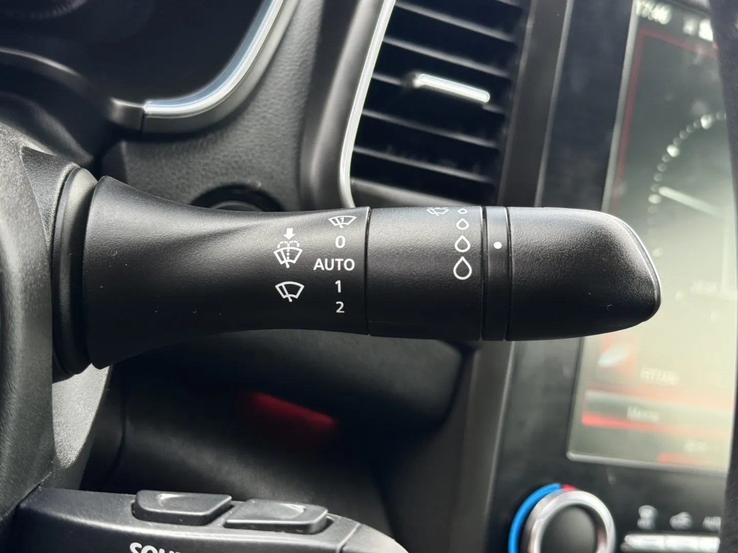 Cumpara/ Vinde online Renault  Talisman 2016 SH, la cel mai bun pret pentru tine!