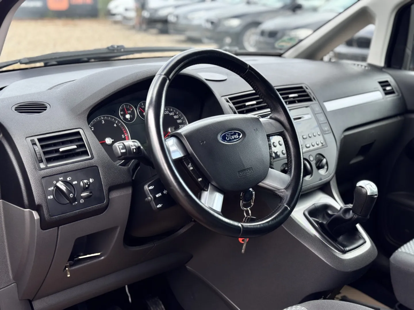 Cumpara/ Vinde online Ford C-Max 2005 SH, la cel mai bun pret pentru tine!