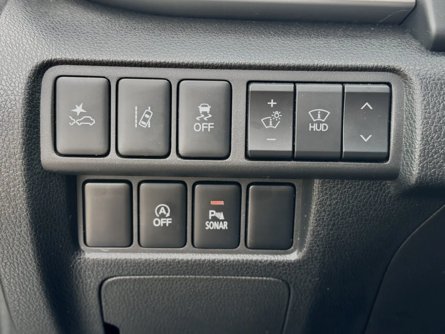 Cumpara/ Vinde online Mitsubishi Eclipse Cross 2019 SH, la cel mai bun pret pentru tine!