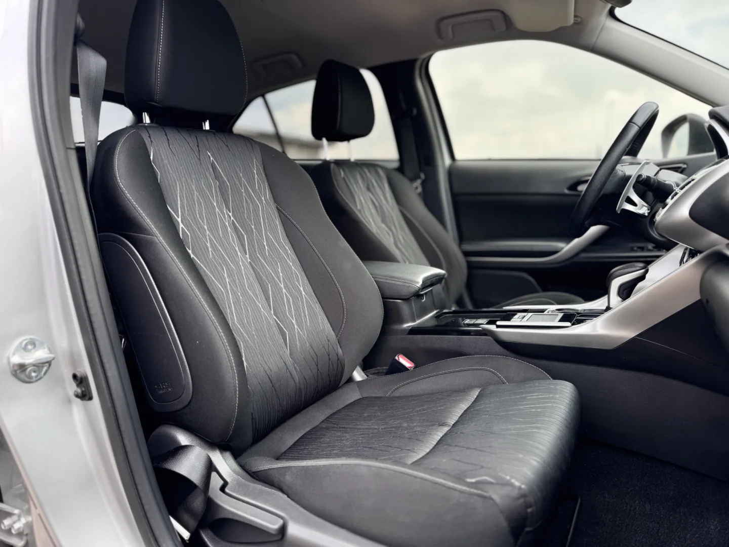 Cumpara/ Vinde online Mitsubishi Eclipse Cross 2019 SH, la cel mai bun pret pentru tine!