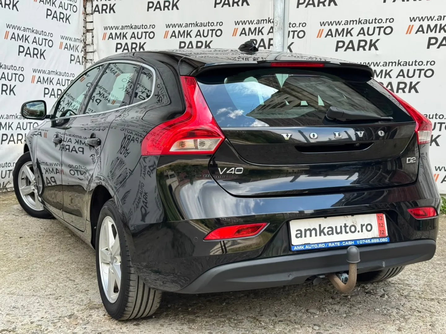 Cumpara/ Vinde online Volvo V40 2012 SH, la cel mai bun pret pentru tine!