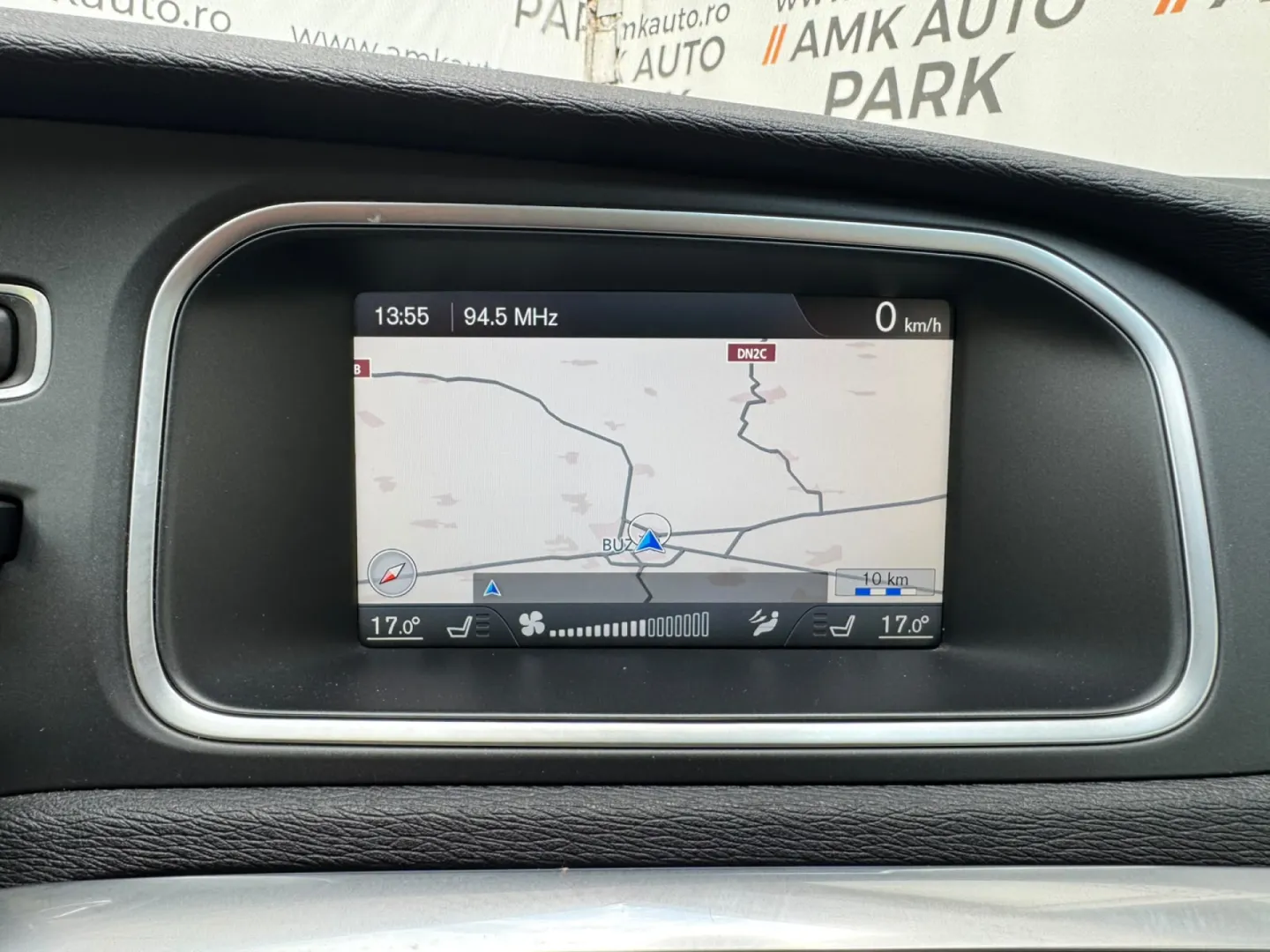 Cumpara/ Vinde online Volvo V40 2012 SH, la cel mai bun pret pentru tine!