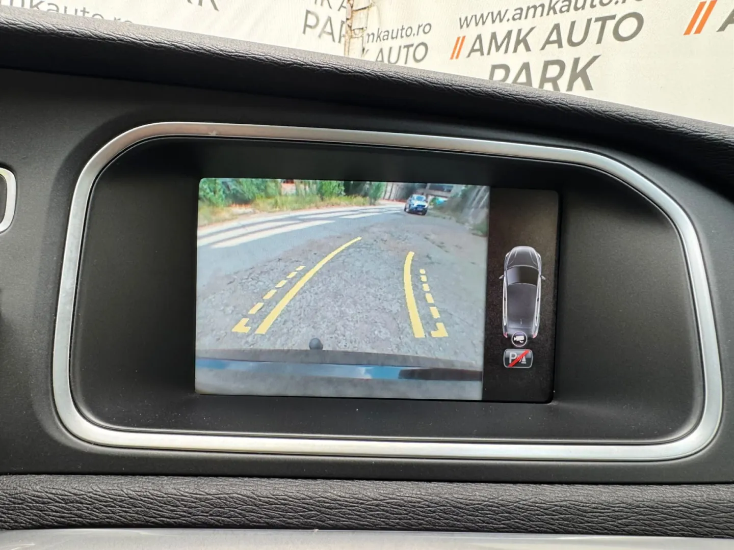 Cumpara/ Vinde online Volvo V40 2012 SH, la cel mai bun pret pentru tine!
