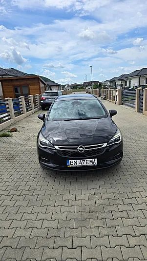 Cumpără / Vinde Opel Astra 2017 SH, la cel mai bun pret pentru tine!