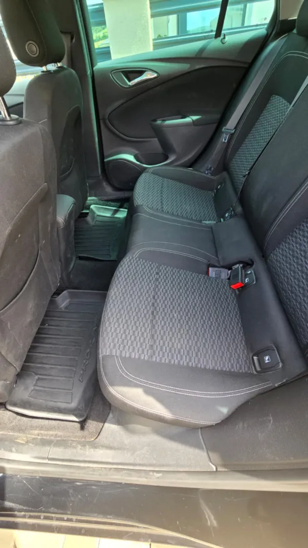 Cumpara/ Vinde online Opel Astra 2017 SH, la cel mai bun pret pentru tine!