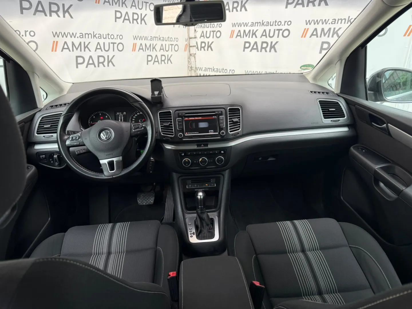 Cumpara/ Vinde online Volkswagen Sharan 2012 SH, la cel mai bun pret pentru tine!