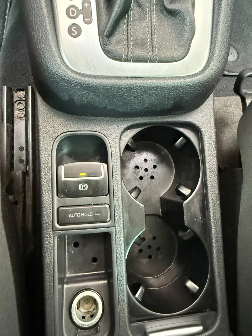 Cumpara/ Vinde online Volkswagen Sharan 2012 SH, la cel mai bun pret pentru tine!