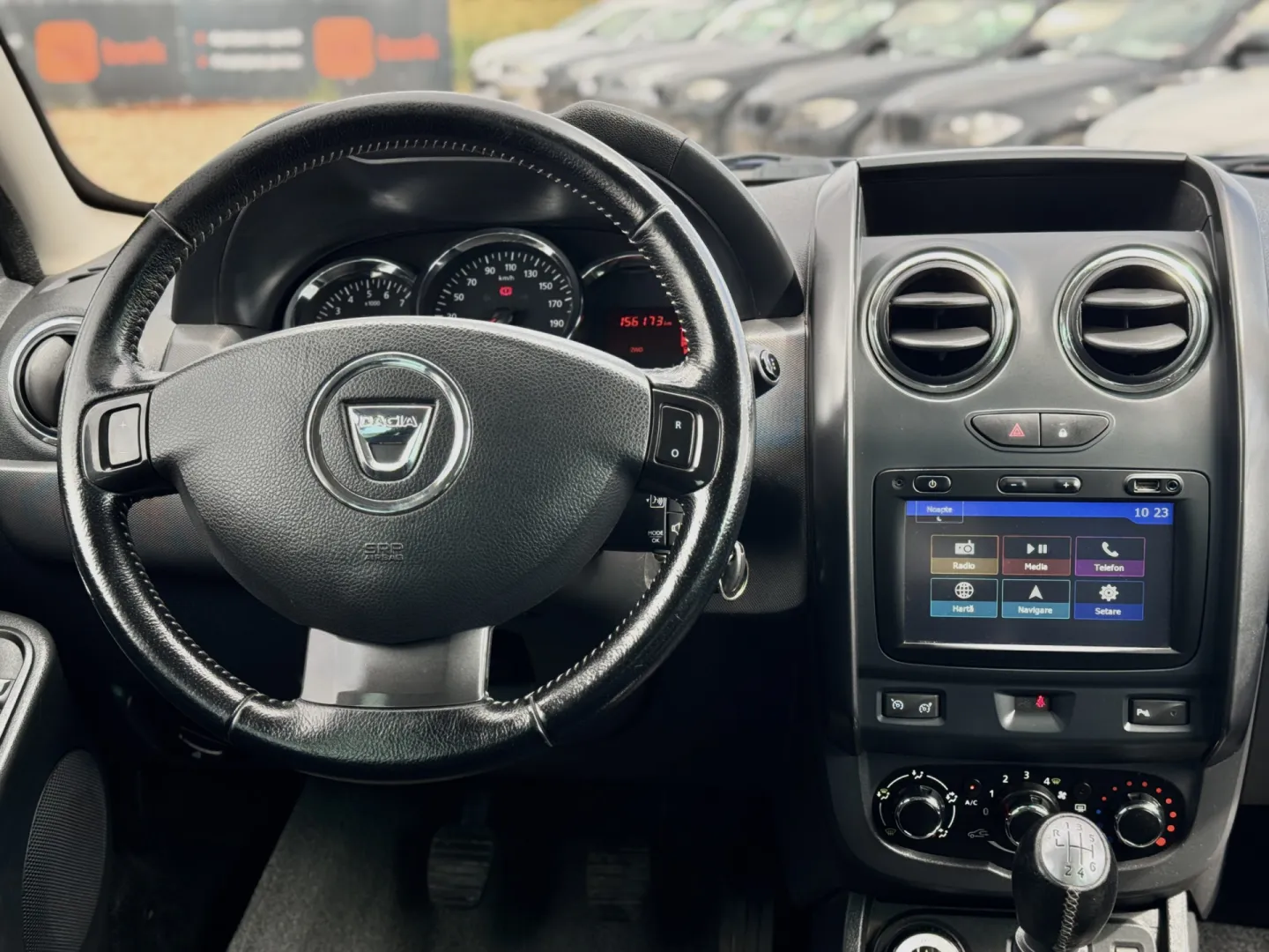 Cumpara/ Vinde online Dacia Duster 2015 SH, la cel mai bun pret pentru tine!