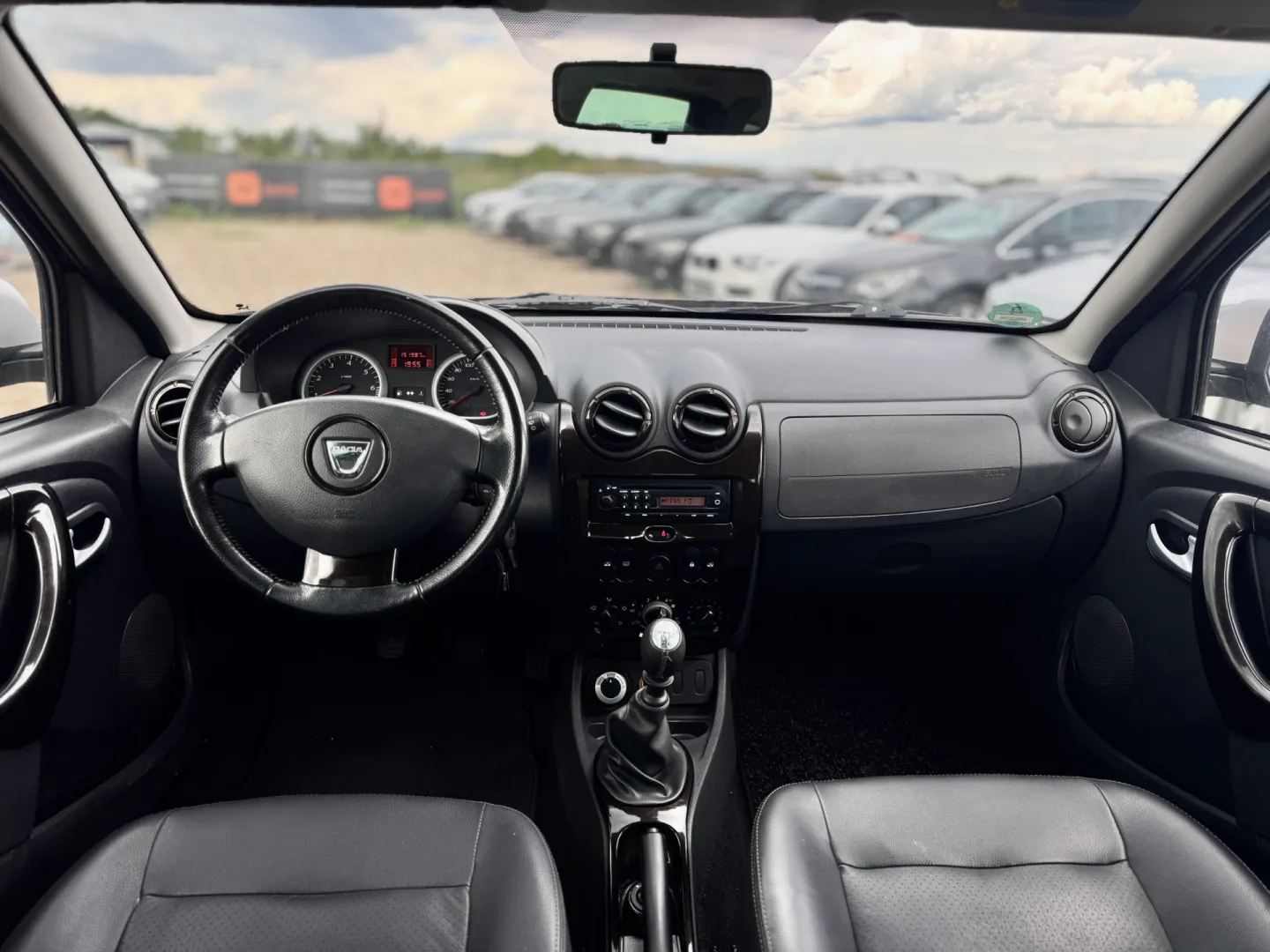 Cumpara/ Vinde online Dacia Duster 2011 SH, la cel mai bun pret pentru tine!