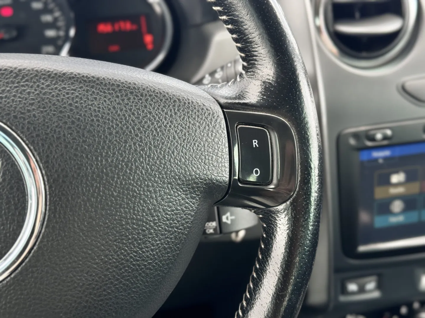 Cumpara/ Vinde online Dacia Duster 2015 SH, la cel mai bun pret pentru tine!