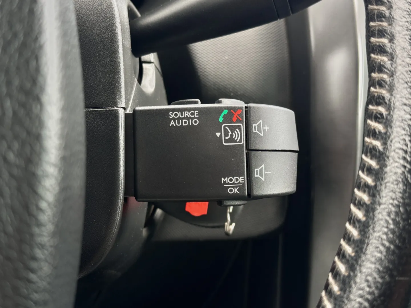Cumpara/ Vinde online Dacia Duster 2015 SH, la cel mai bun pret pentru tine!