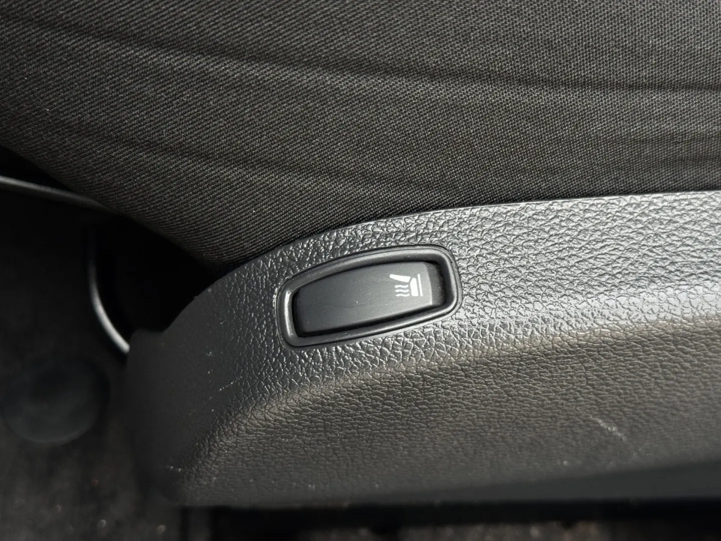 Cumpara/ Vinde online Dacia Duster 2015 SH, la cel mai bun pret pentru tine!