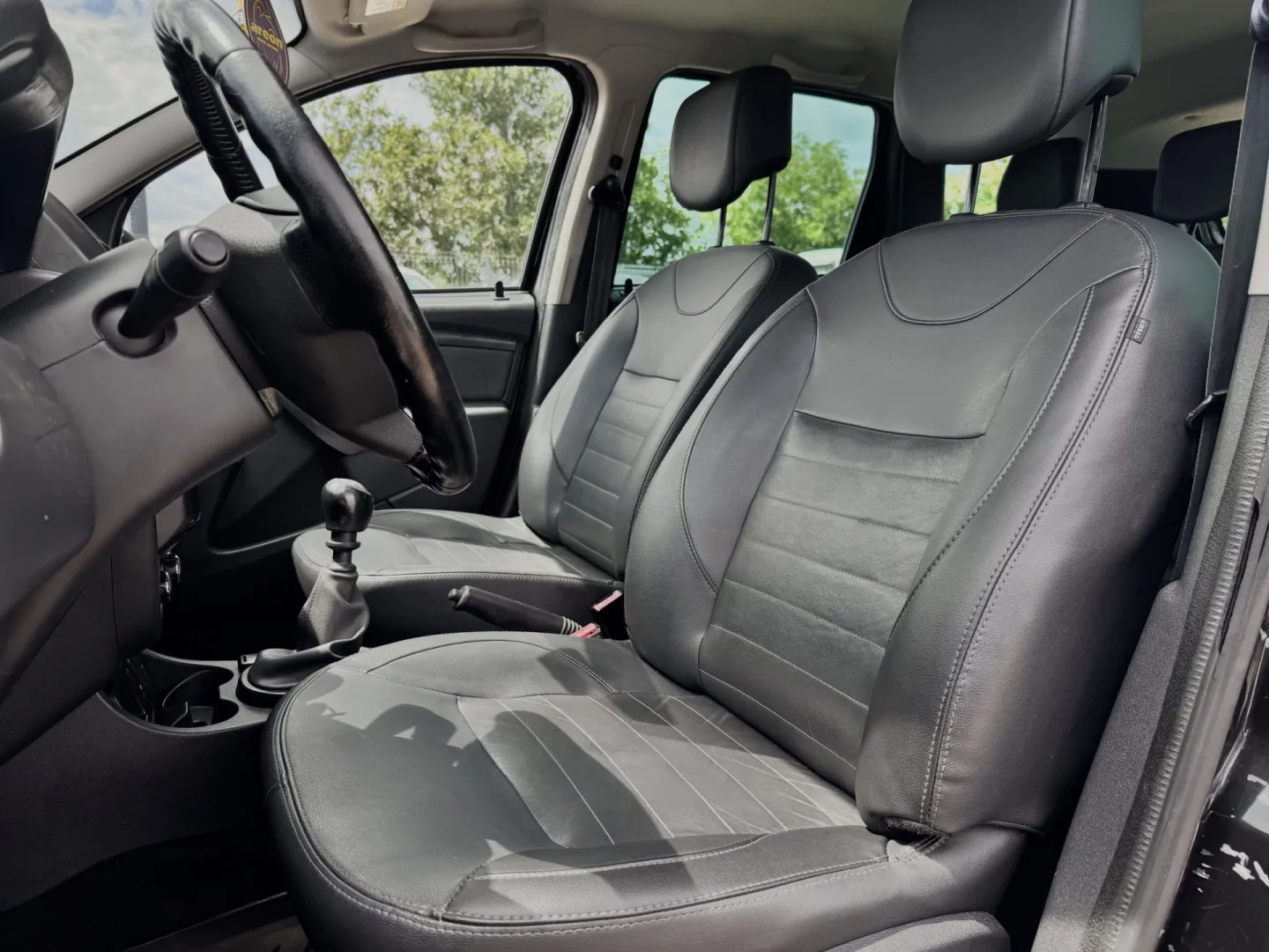 Cumpara/ Vinde online Dacia Duster 2015 SH, la cel mai bun pret pentru tine!