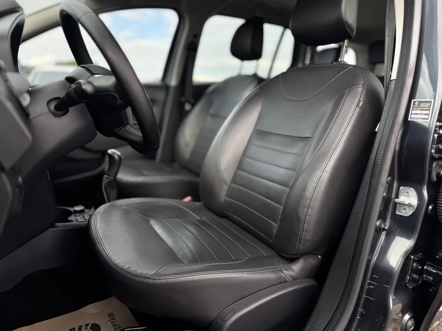 Cumpara/ Vinde online Dacia Logan 2017 SH, la cel mai bun pret pentru tine!