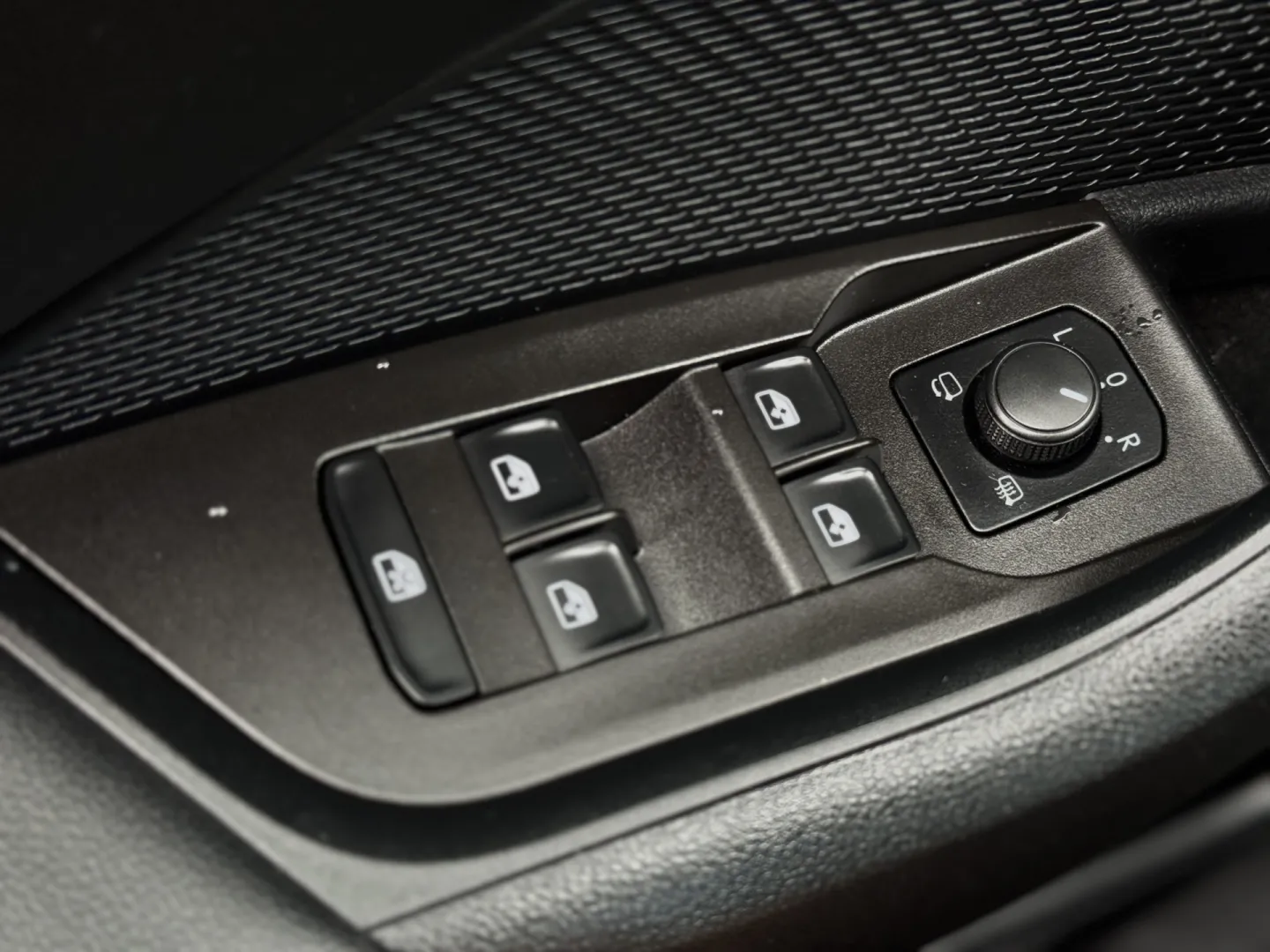 Cumpara/ Vinde online Skoda Octavia 2023 SH, la cel mai bun pret pentru tine!