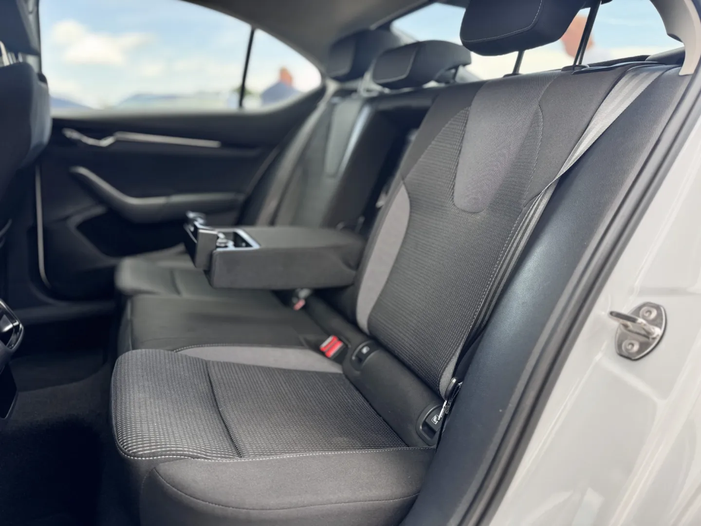 Cumpara/ Vinde online Skoda Octavia 2023 SH, la cel mai bun pret pentru tine!