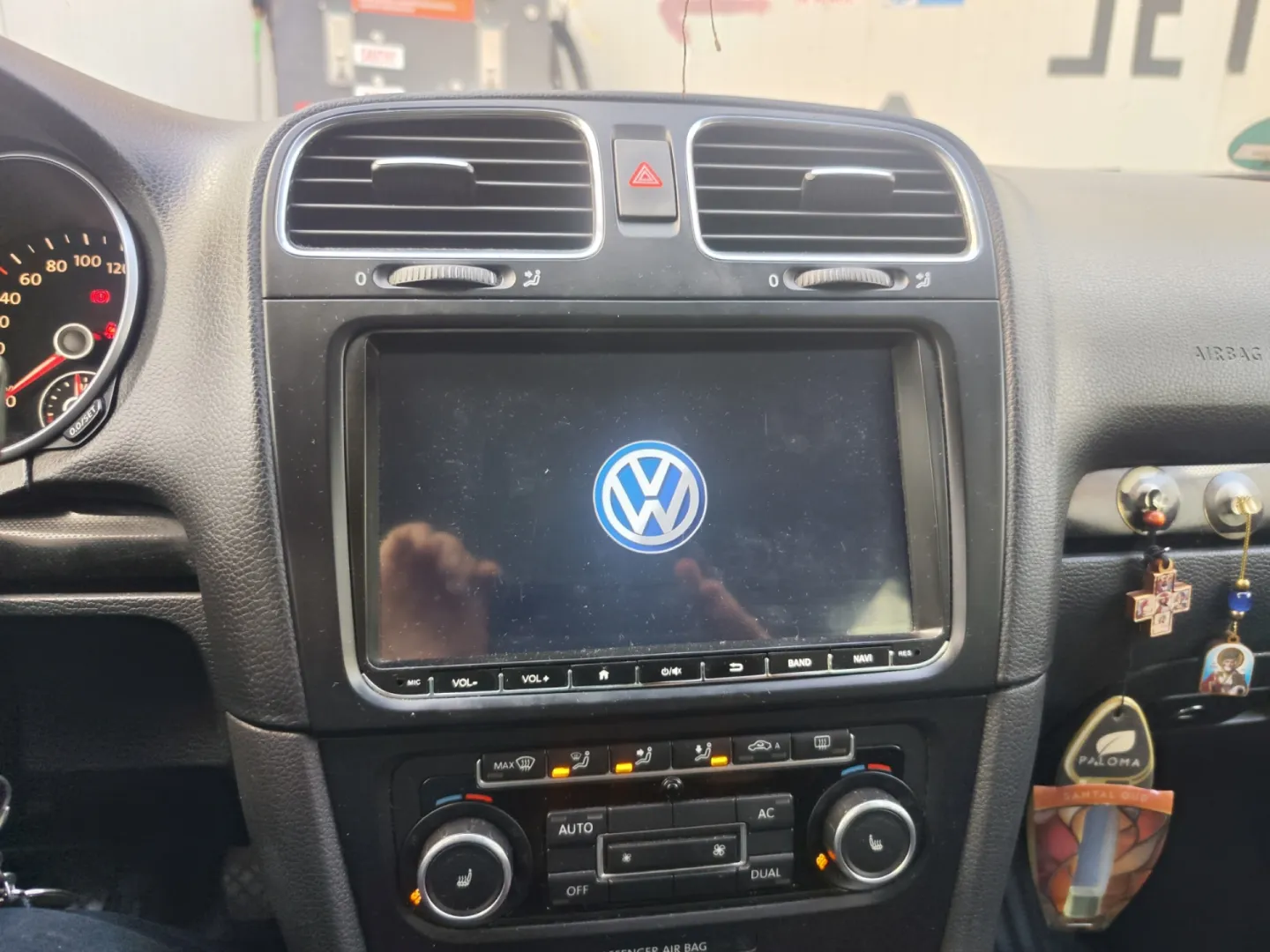 Cumpara/ Vinde online Volkswagen Golf 2011 SH, la cel mai bun pret pentru tine!