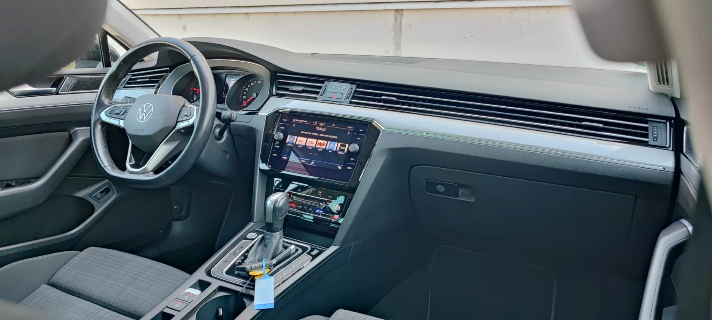 Cumpara/ Vinde online Volkswagen Passat 2021 SH, la cel mai bun pret pentru tine!