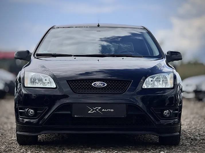 Cumpără / Vinde Ford Focus 2005 SH, la cel mai bun pret pentru tine!