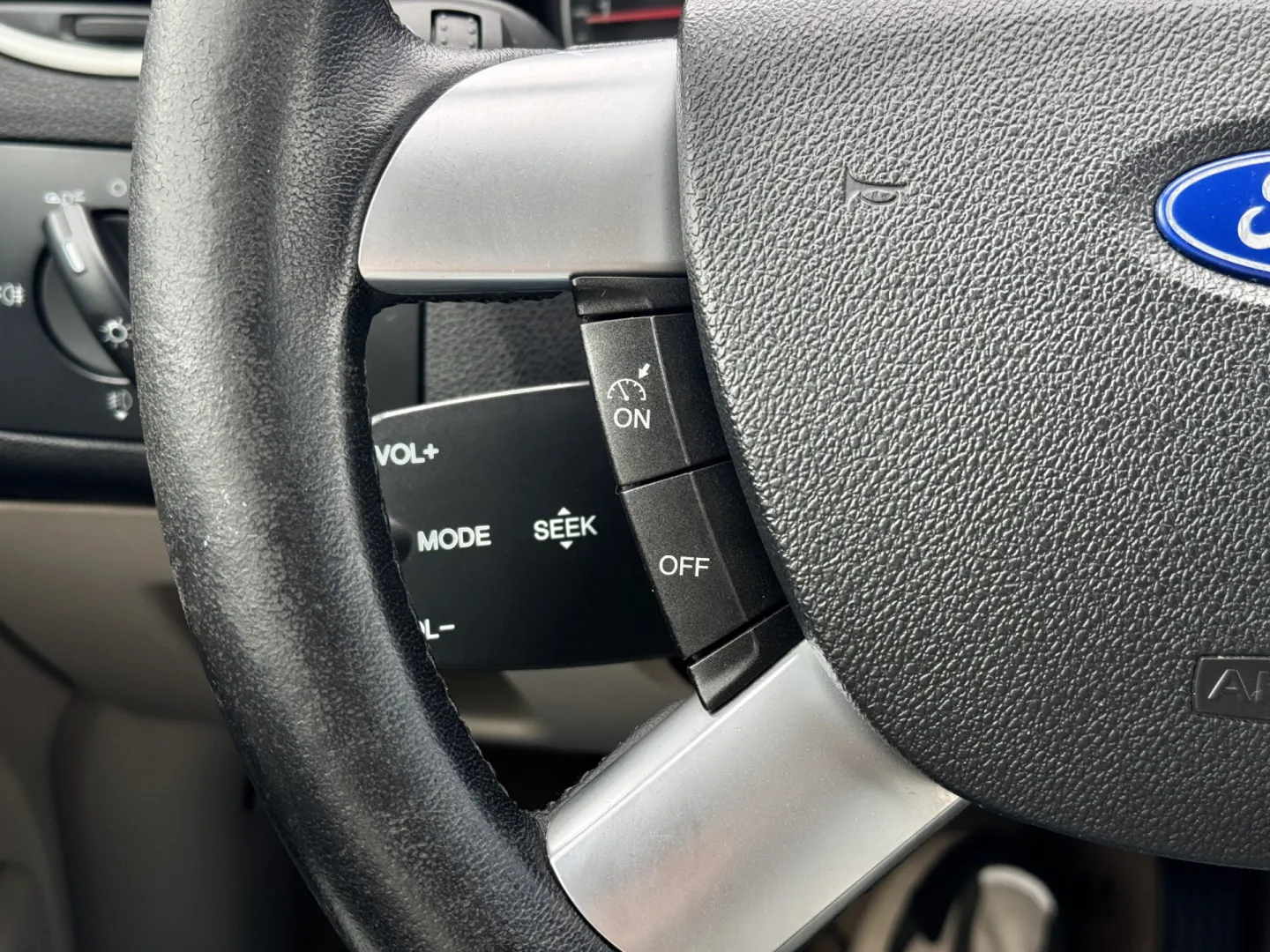 Cumpara/ Vinde online Ford Focus 2005 SH, la cel mai bun pret pentru tine!