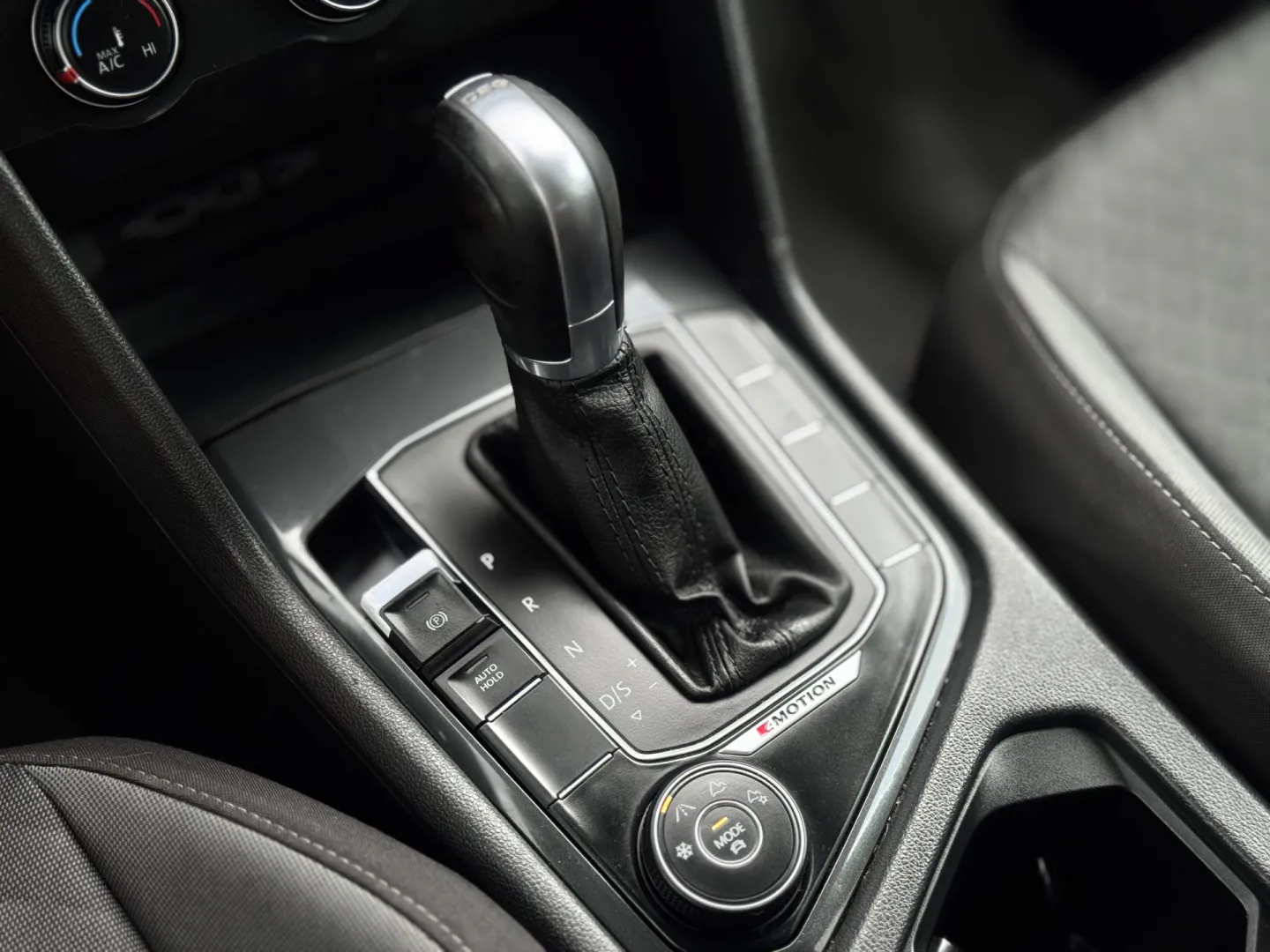Cumpara/ Vinde online Volkswagen Tiguan 2018 SH, la cel mai bun pret pentru tine!