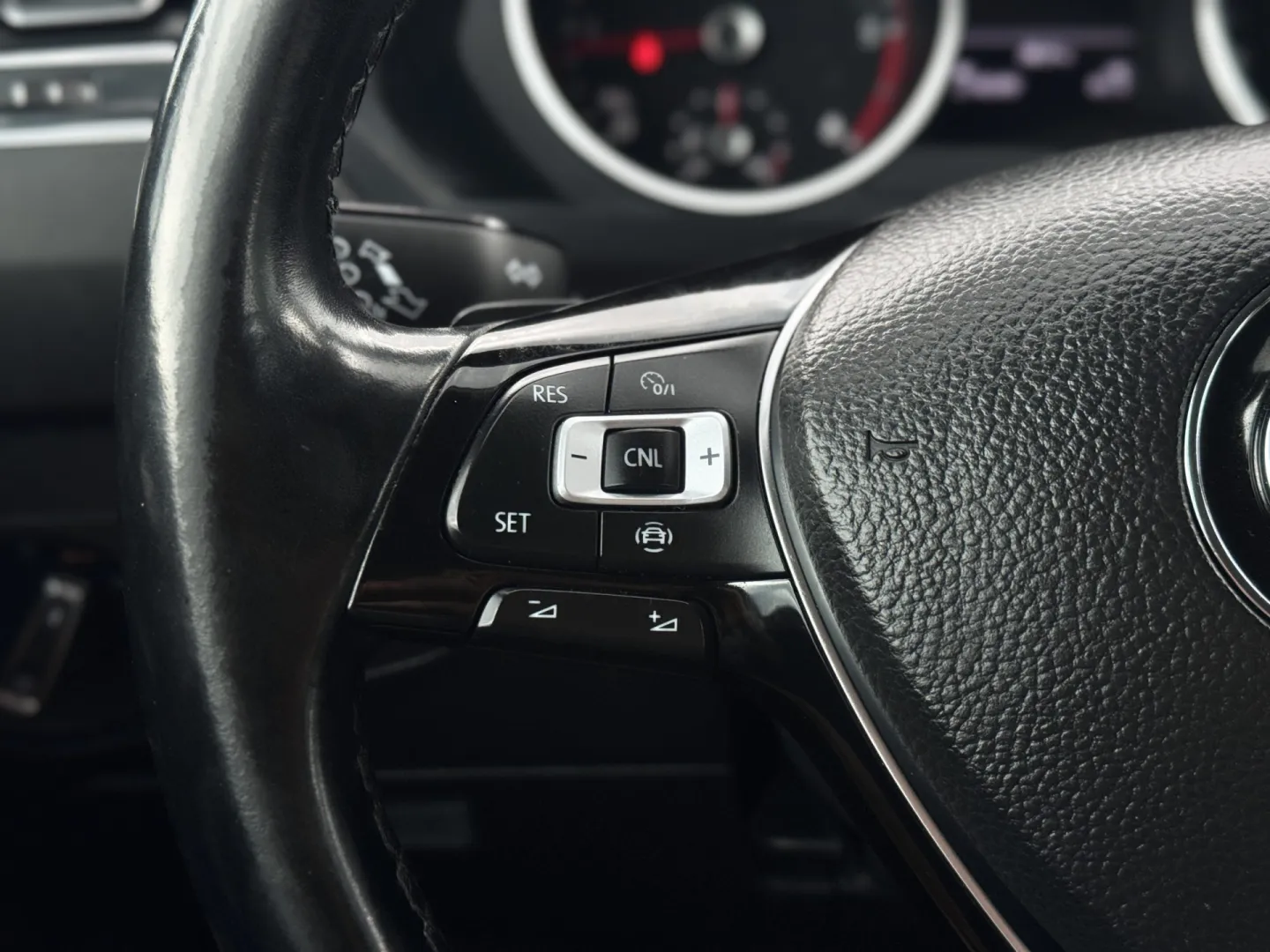 Cumpara/ Vinde online Volkswagen Tiguan 2018 SH, la cel mai bun pret pentru tine!
