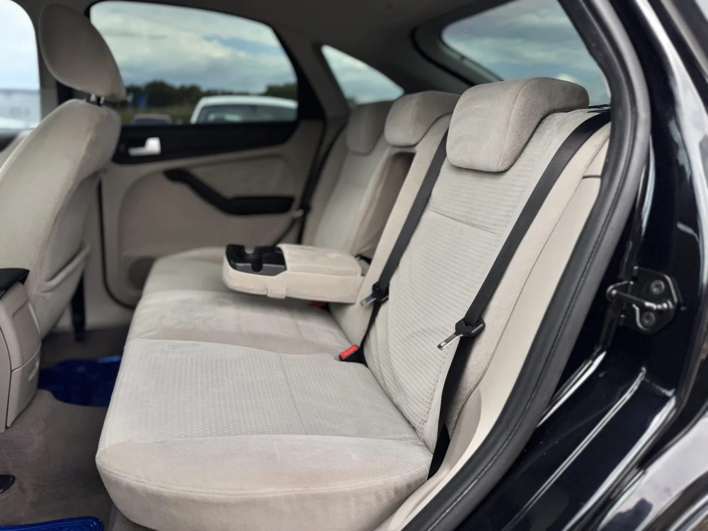 Cumpara/ Vinde online Ford Focus 2005 SH, la cel mai bun pret pentru tine!