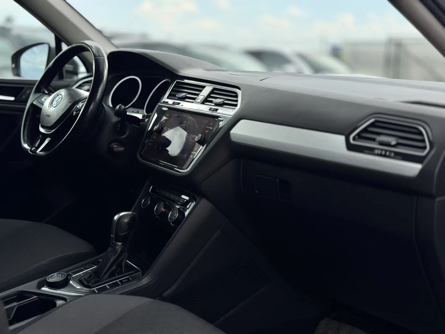 Cumpara/ Vinde online Volkswagen Tiguan 2018 SH, la cel mai bun pret pentru tine!