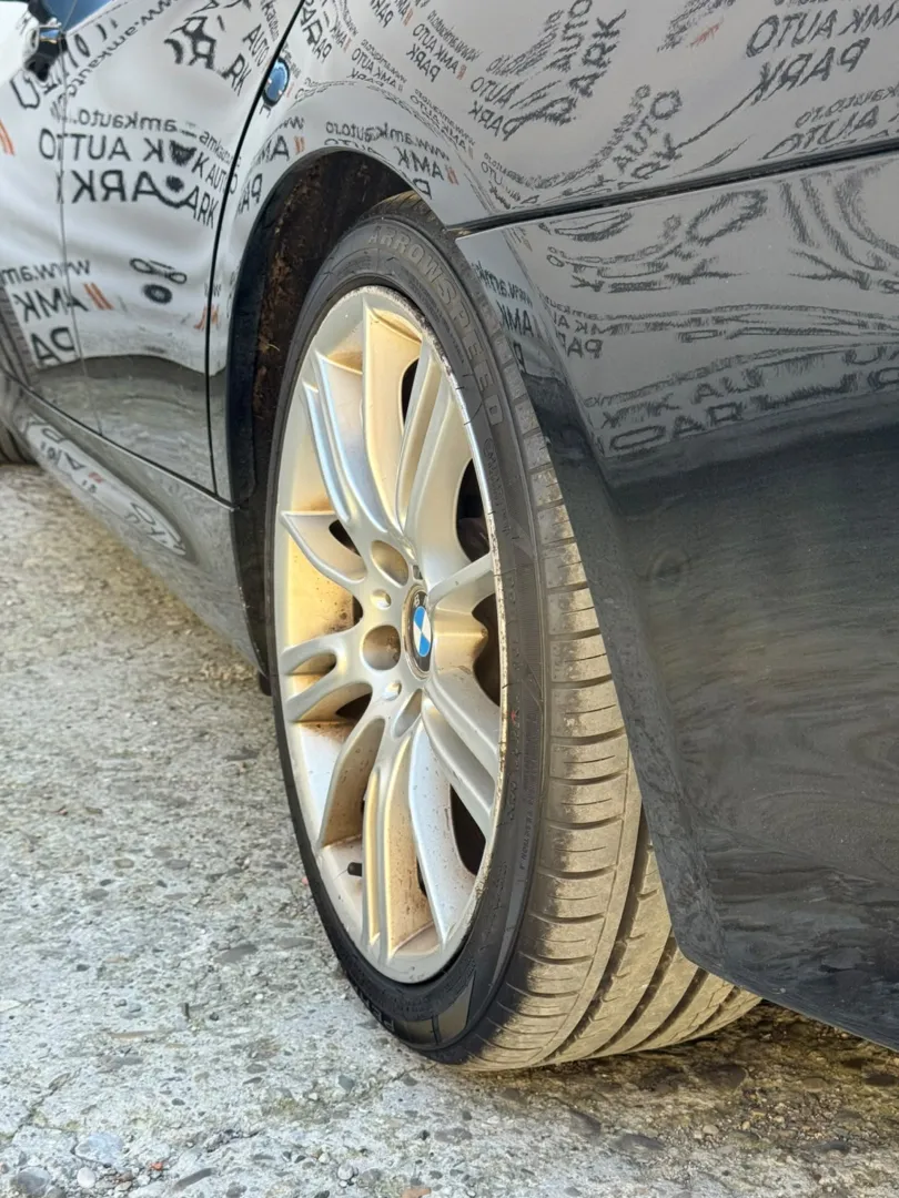 Cumpara/ Vinde online BMW 320 2010 SH, la cel mai bun pret pentru tine!