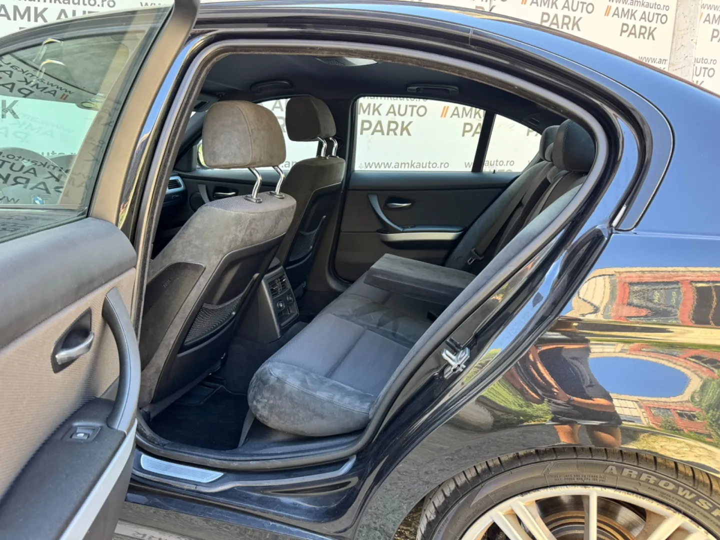 Cumpara/ Vinde online BMW 320 2010 SH, la cel mai bun pret pentru tine!