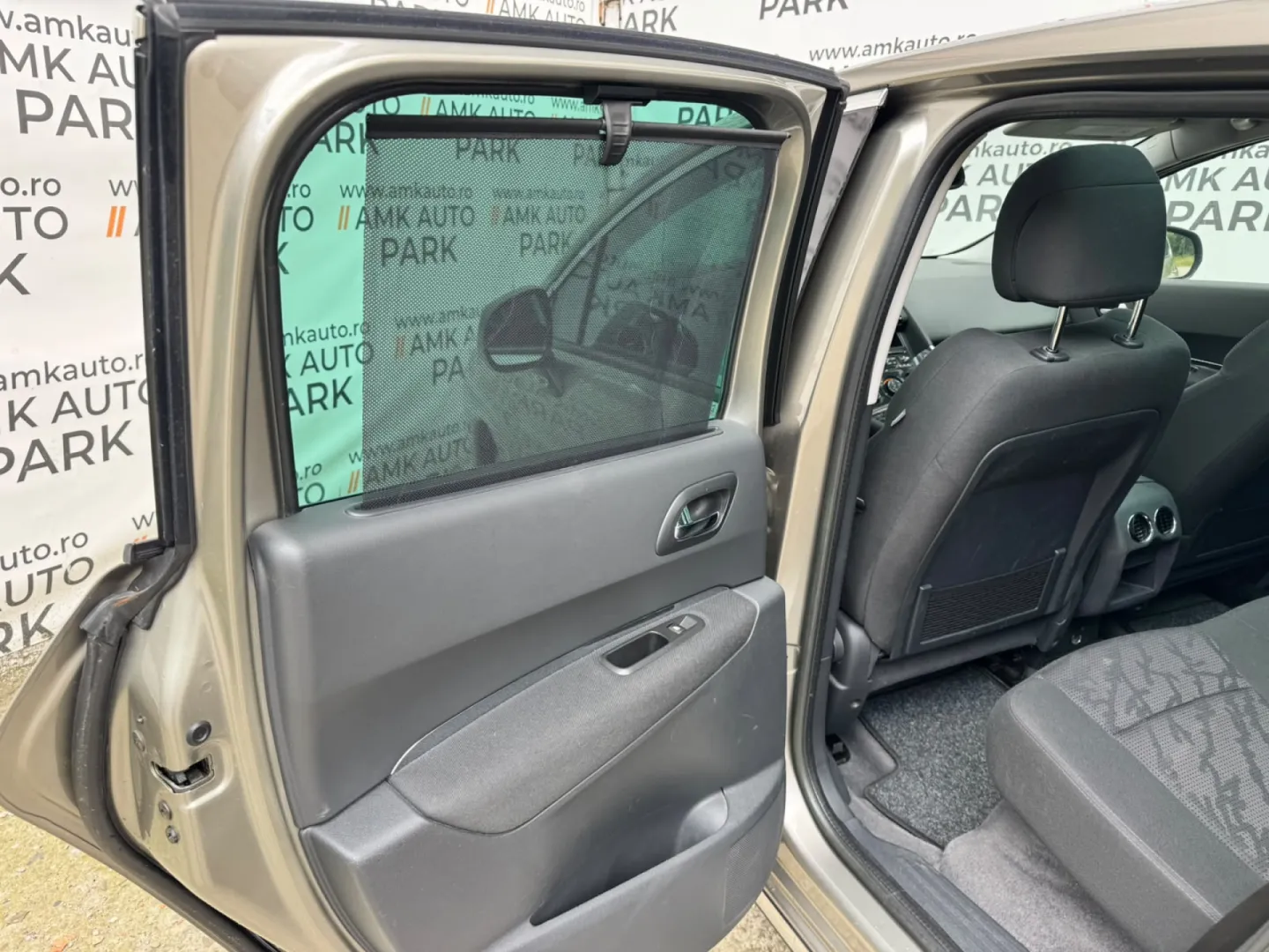 Cumpara/ Vinde online Peugeot 3008 2012 SH, la cel mai bun pret pentru tine!