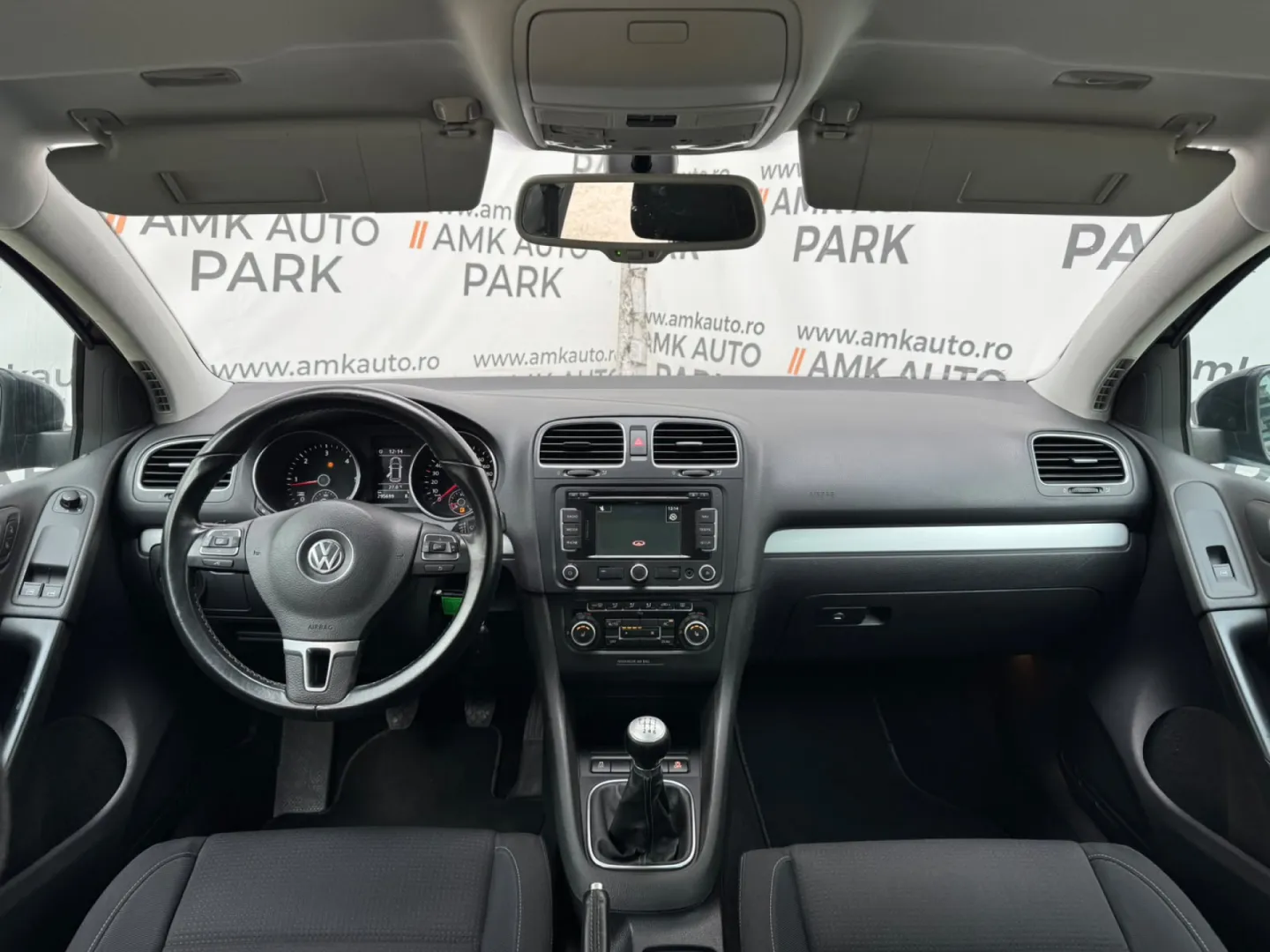 Cumpara/ Vinde online Volkswagen Golf 2010 SH, la cel mai bun pret pentru tine!