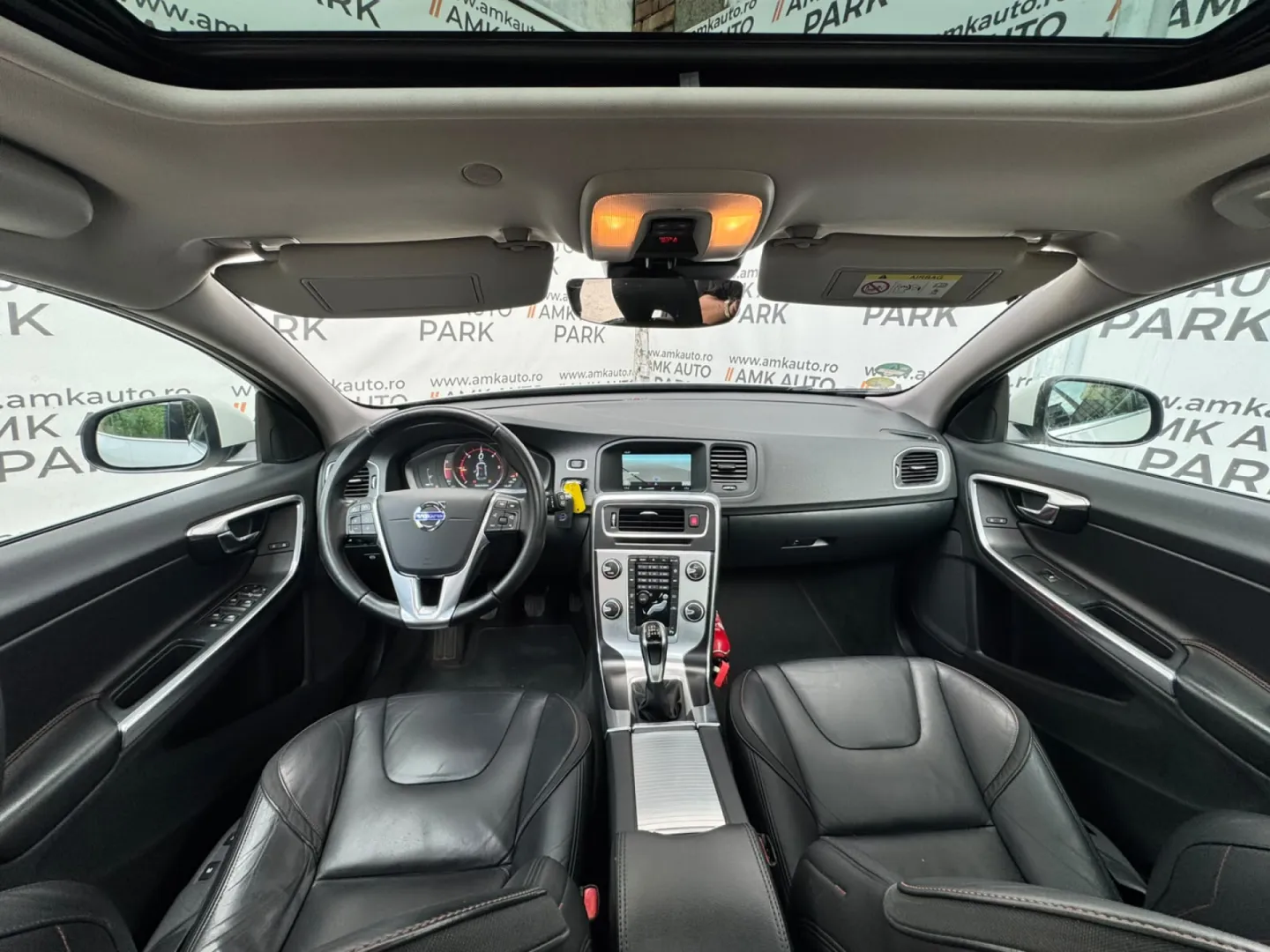 Cumpara/ Vinde online Volvo V60 2015 SH, la cel mai bun pret pentru tine!