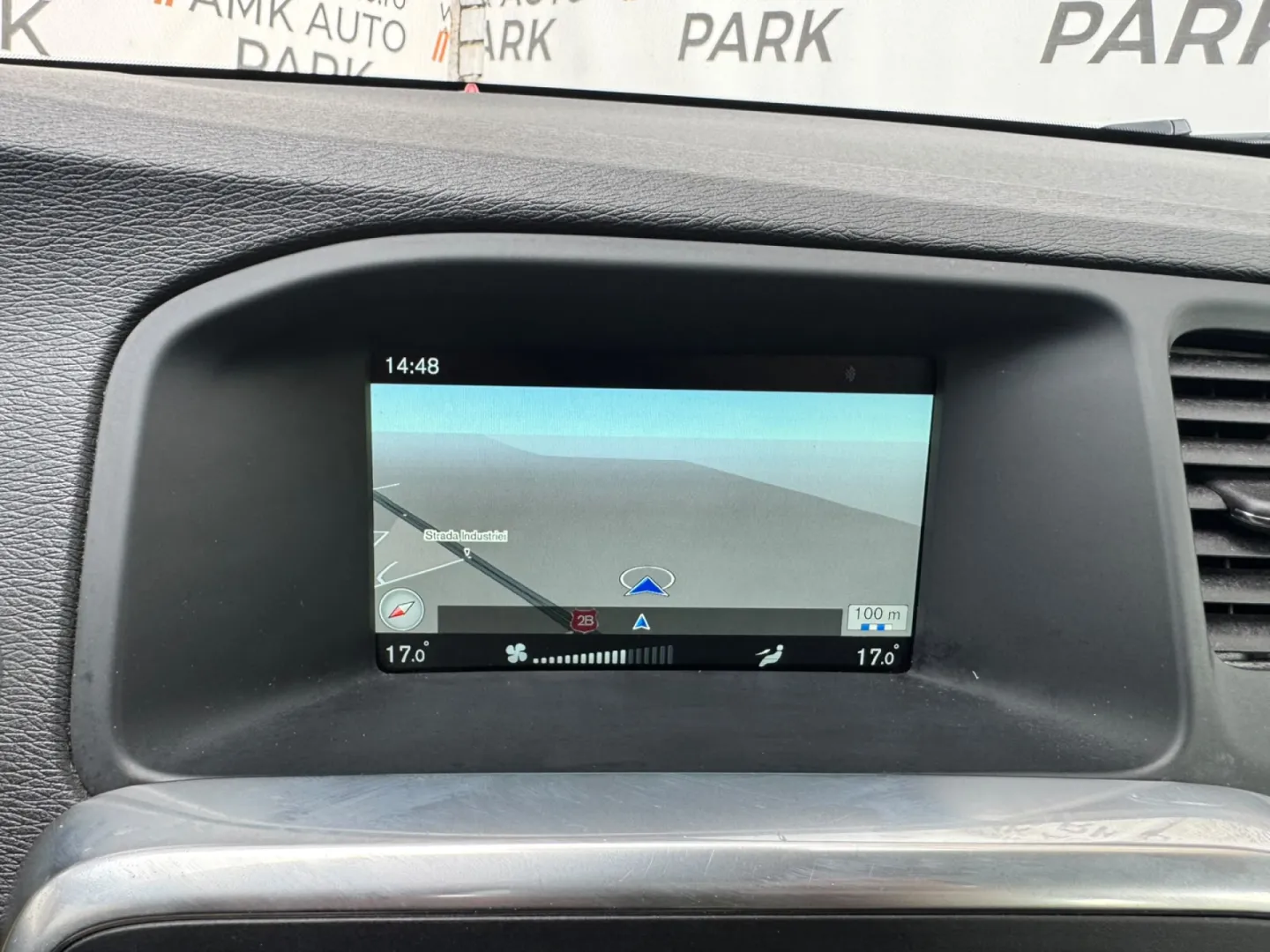 Cumpara/ Vinde online Volvo V60 2015 SH, la cel mai bun pret pentru tine!