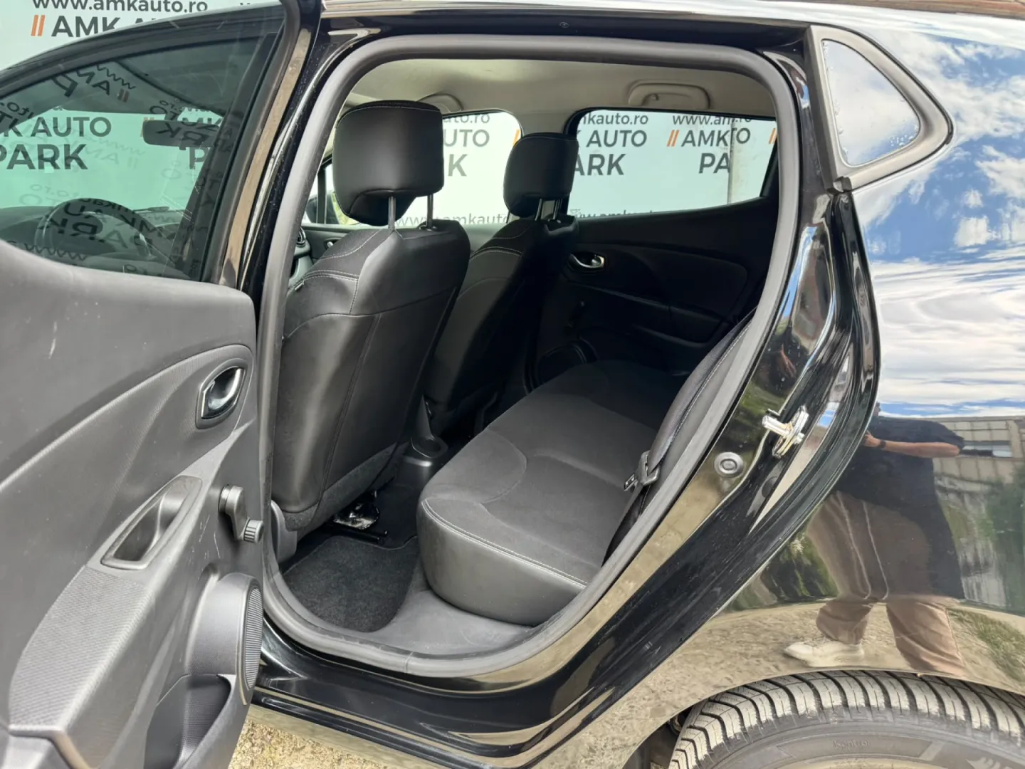 Cumpara/ Vinde online Renault  Clio 2015 SH, la cel mai bun pret pentru tine!