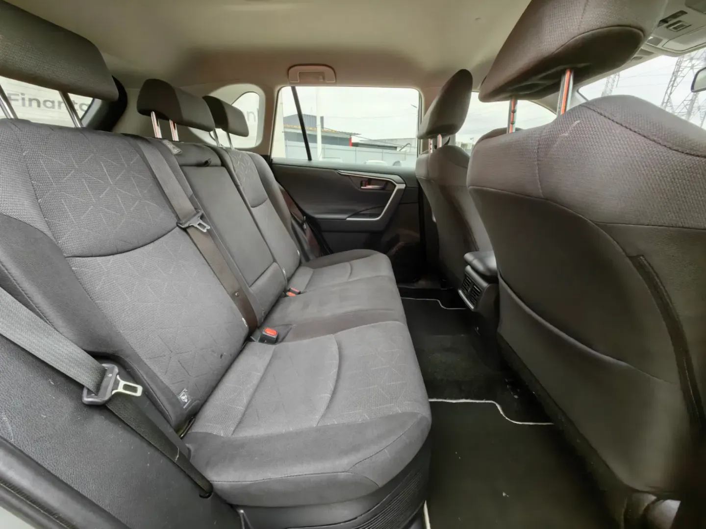 Cumpara/ Vinde online Toyota RAV 4 2021 SH, la cel mai bun pret pentru tine!