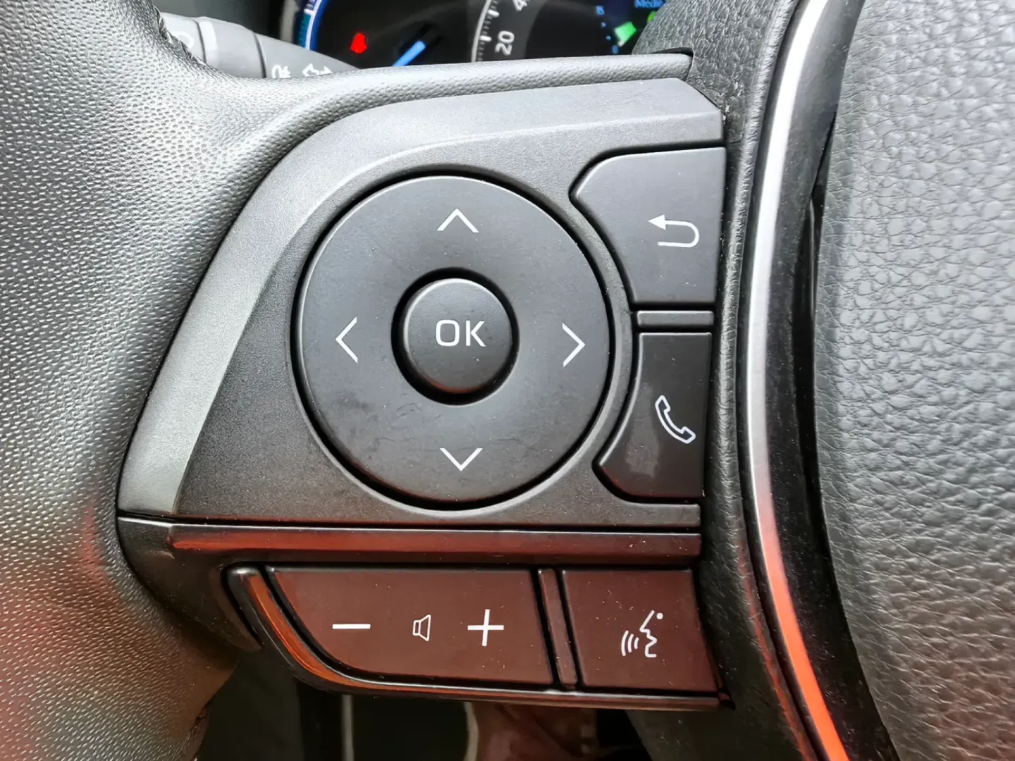 Cumpara/ Vinde online Toyota RAV 4 2021 SH, la cel mai bun pret pentru tine!