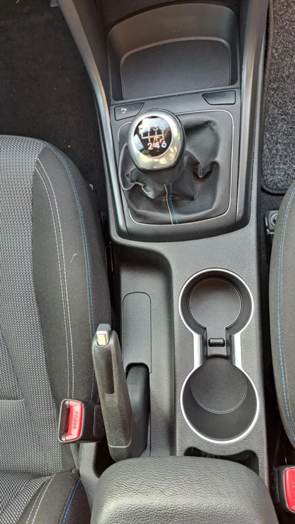 Cumpara/ Vinde online Hyundai i30 2016 SH, la cel mai bun pret pentru tine!