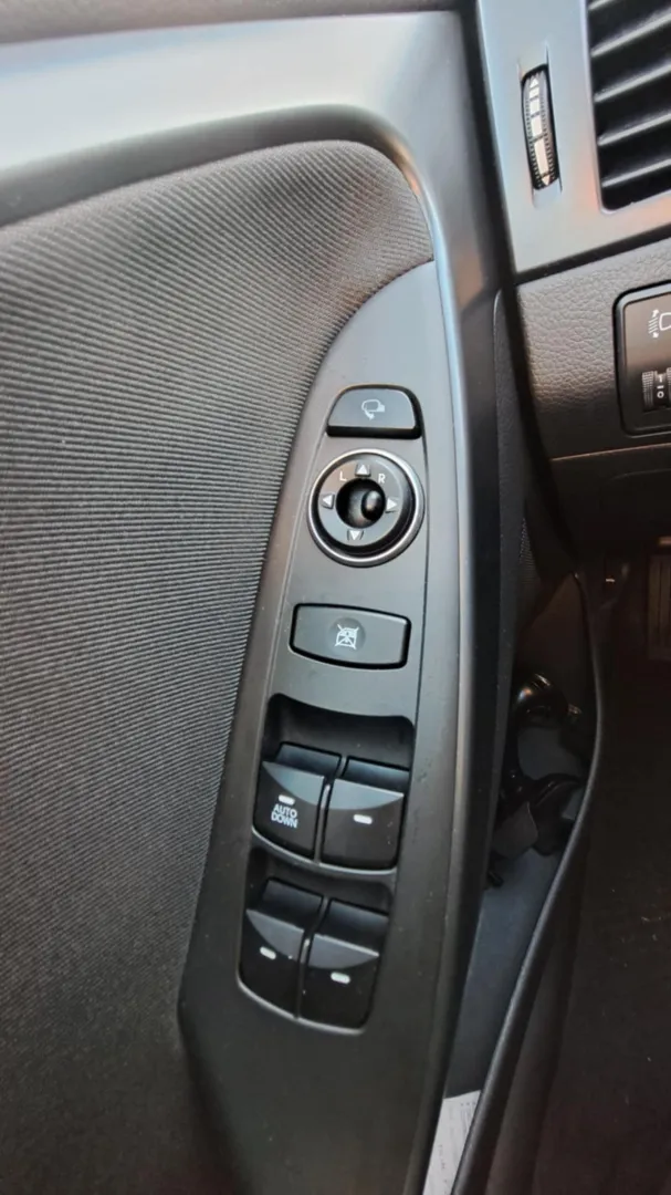 Cumpara/ Vinde online Hyundai i30 2016 SH, la cel mai bun pret pentru tine!