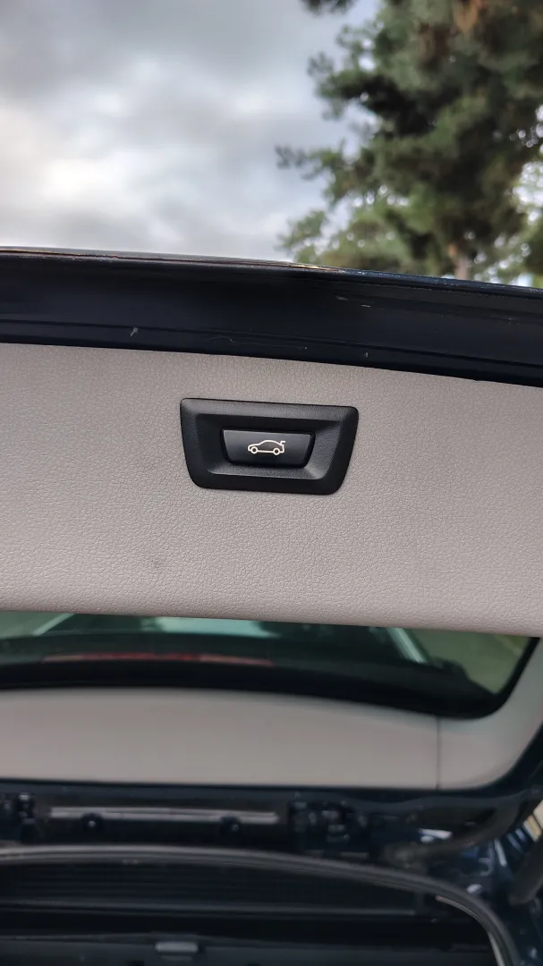 Cumpara/ Vinde online BMW 3 Series 2013 SH, la cel mai bun pret pentru tine!
