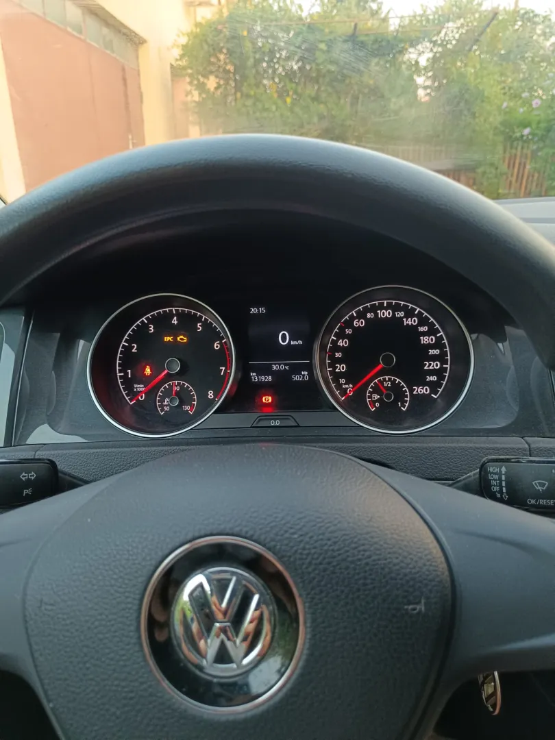 Cumpara/ Vinde online Volkswagen Golf 2020 SH, la cel mai bun pret pentru tine!