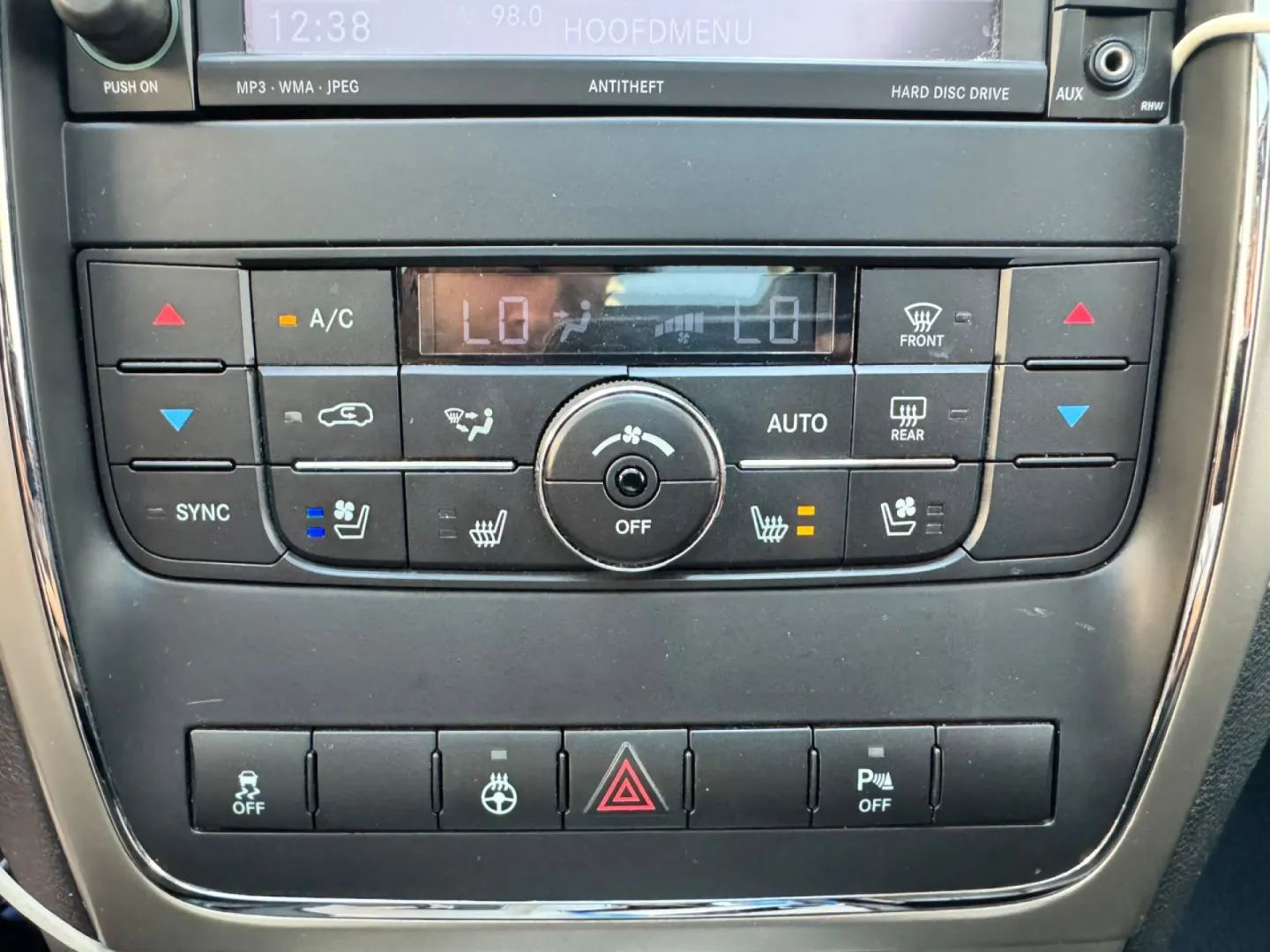 Cumpara/ Vinde online Jeep Grand Cherokee 2012 SH, la cel mai bun pret pentru tine!